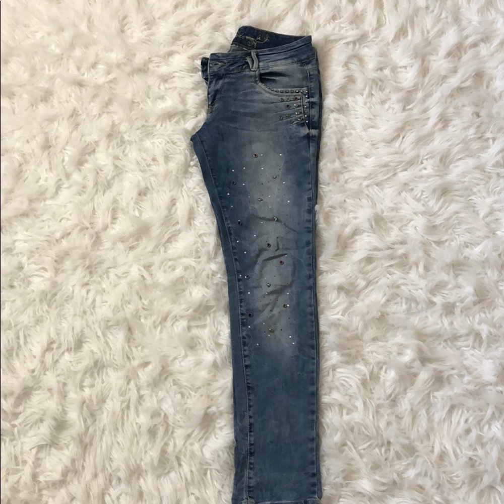 Beautiful jeans - Picture 2 of 7
